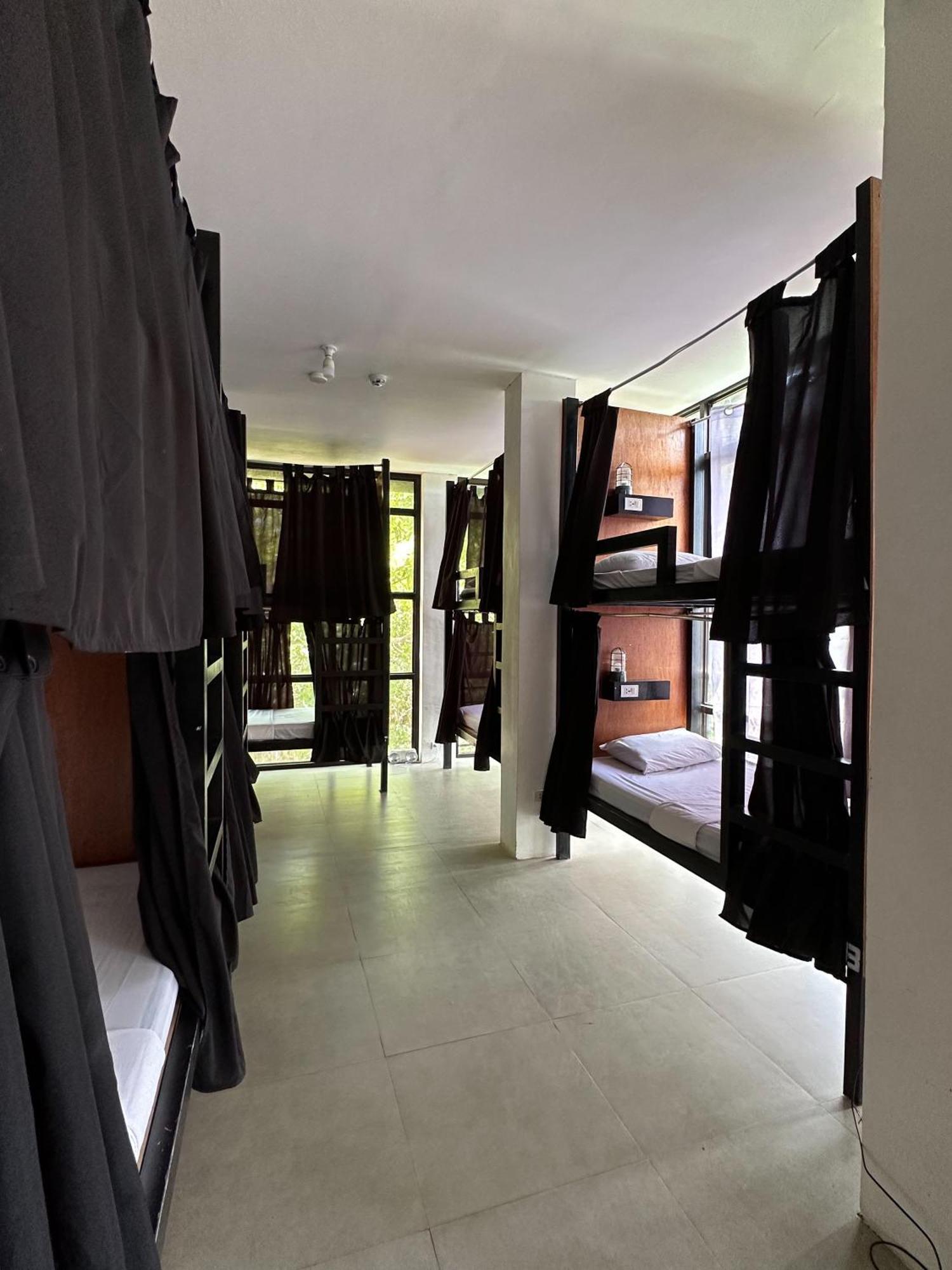 Dayon Hostel Coron Kültér fotó